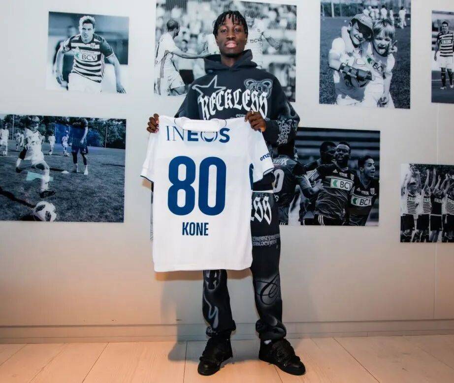 卡里克首次召小梅西参加训练！曼联官宣一人出租，压哨召回小妖原因揭晓